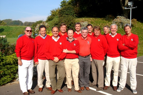 12 Club Members from Le Golf du Sart