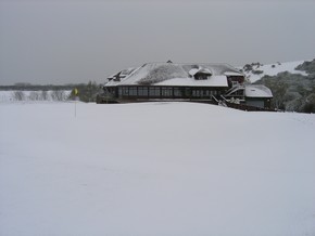 Unseasonal April snow